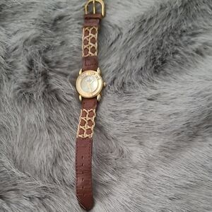 Elegant Gold and Brown Women's Watch